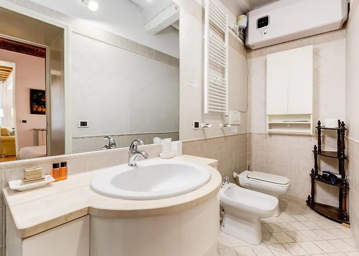 Diana-spanish Steps House * Рим